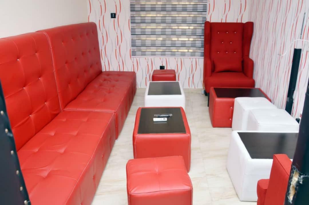 City Nest Hotel Ogombo Zewnętrze zdjęcie