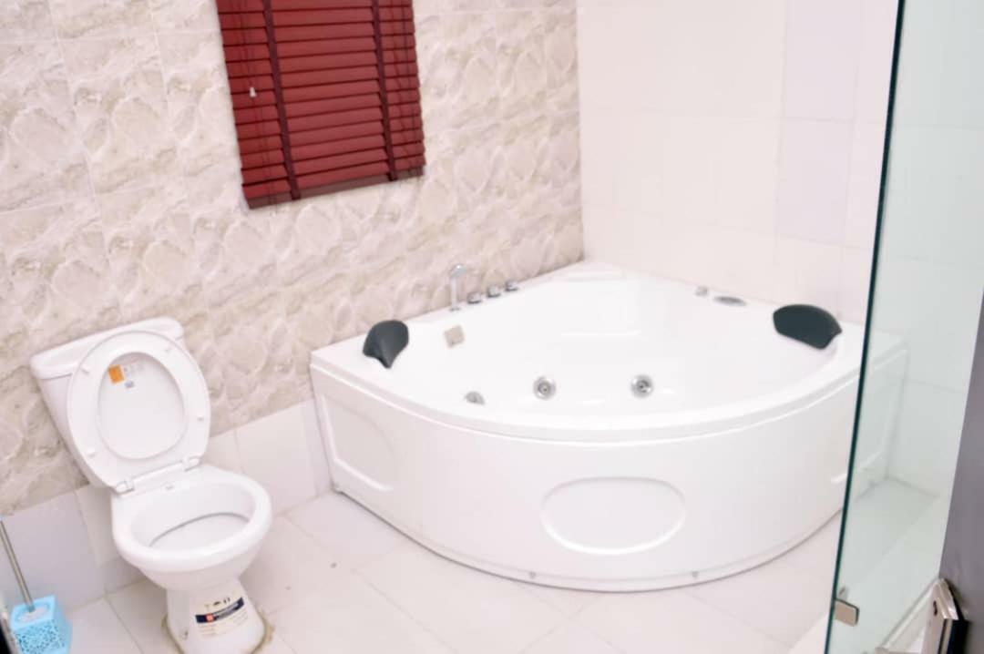 City Nest Hotel Ogombo Zewnętrze zdjęcie